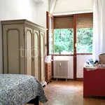 Rent 3 bedroom apartment of 98 m² in Milano