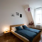 Rent 1 bedroom apartment of 88 m² in Prague