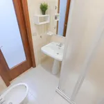 Rent 6 bedroom apartment in Bari