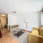 Appartement de 41 m² avec 3 chambre(s) en location à Courbevoie