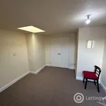 Rent 3 bedroom flat in Edinburgh