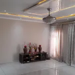 Rent 4 bedroom house in Akasia