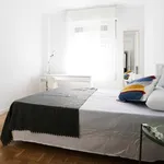 Rent a room of 96 m² in Madrid