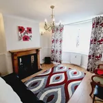 Rent 3 bedroom flat in West Midlands