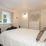 Rent 2 bedroom flat in Yorkshire And The Humber