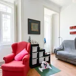 Rent a room of 120 m² in lisbon