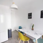 Rent 4 bedroom apartment in Grenoble