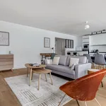 Rent 3 bedroom apartment of 1087 m² in Paris