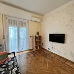 Rent 5 bedroom apartment of 75 m² in Genoa