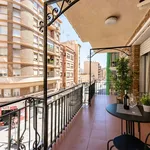 Rent 4 bedroom apartment of 132 m² in Málaga