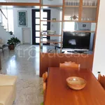 Rent 4 bedroom house of 180 m² in Ragusa