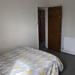 Rent 3 bedroom house in Hull