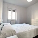 Rent 1 bedroom apartment of 60 m² in milan