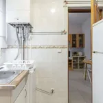 Rent 2 bedroom apartment of 40 m² in madrid