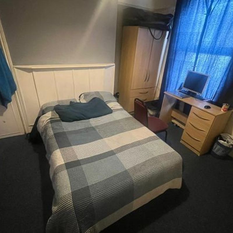 Shared accommodation to rent in Victoria Terrace, Swansea SA1