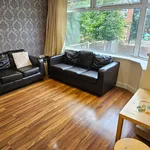 Rent 6 bedroom house in Leeds