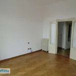 Rent 3 bedroom apartment of 80 m² in Milan