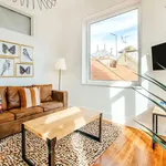 Rent 3 bedroom apartment of 1023 m² in Lisbon