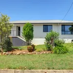 Rent 3 bedroom house in Port Macquarie