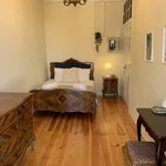 Rent 6 bedroom apartment in Lisbon