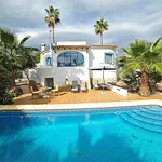 CONFORTABLE VILLA EN MORAIRA