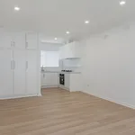 Rent 2 bedroom apartment in Glenside