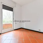 Rent 6 bedroom apartment of 200 m² in Cassina Rizzardi