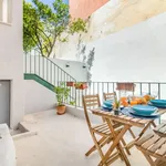 Rent 2 bedroom apartment of 700 m² in Lisbon