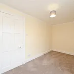 Rent 4 bedroom flat in Scotland