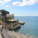 Rent 3 bedroom apartment of 90 m² in Nice