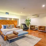 Rent 6 bedroom apartment of 500 m² in Bangkok