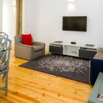 Rent 3 bedroom apartment of 120 m² in Porto