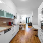 Pronajměte si 2 ložnic/e byt o rozloze 55 m² v Prague