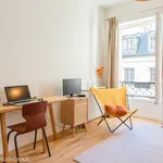 Rent 1 bedroom apartment of 21 m² in Paris