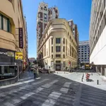 Rent a room of 220 m² in madrid