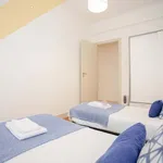 Rent 7 bedroom apartment of 115 m² in Porto