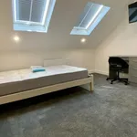 Rent 5 bedroom house in West Midlands