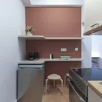 Rent 1 bedroom apartment of 45 m² in Athens (Athens)