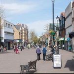 Apartment for rent in High street, staines upon thames, tw18