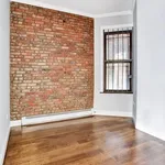 Rent 5 bedroom apartment in Manhattan