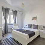 Rent 7 bedroom apartment in lisbon