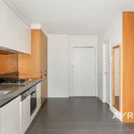 Rent 2 bedroom apartment in South Yarra