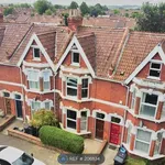 Rent 6 bedroom house in South West England