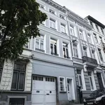 Appartement de 85 m² avec 2 chambre(s) en location à brussels