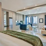 Rent 1 bedroom house of 493 m² in Johannesburg