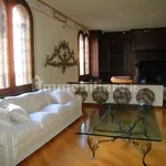 Rent 5 bedroom apartment of 250 m² in Bologna