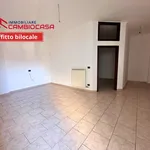 Affitto 2 camera appartamento di 55 m² in Taranto