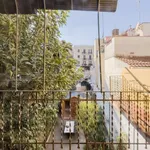 Rent a room of 120 m² in barcelona