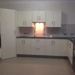 Rent 4 bedroom house in Mount Low