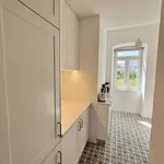 Rent 1 bedroom apartment of 72 m² in lisbon